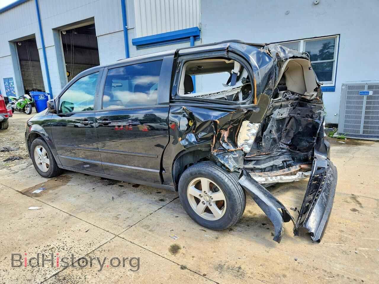 2011 DODGE CARAVAN - VIN: 2D4RN3DG7BR636654 - Photo 2