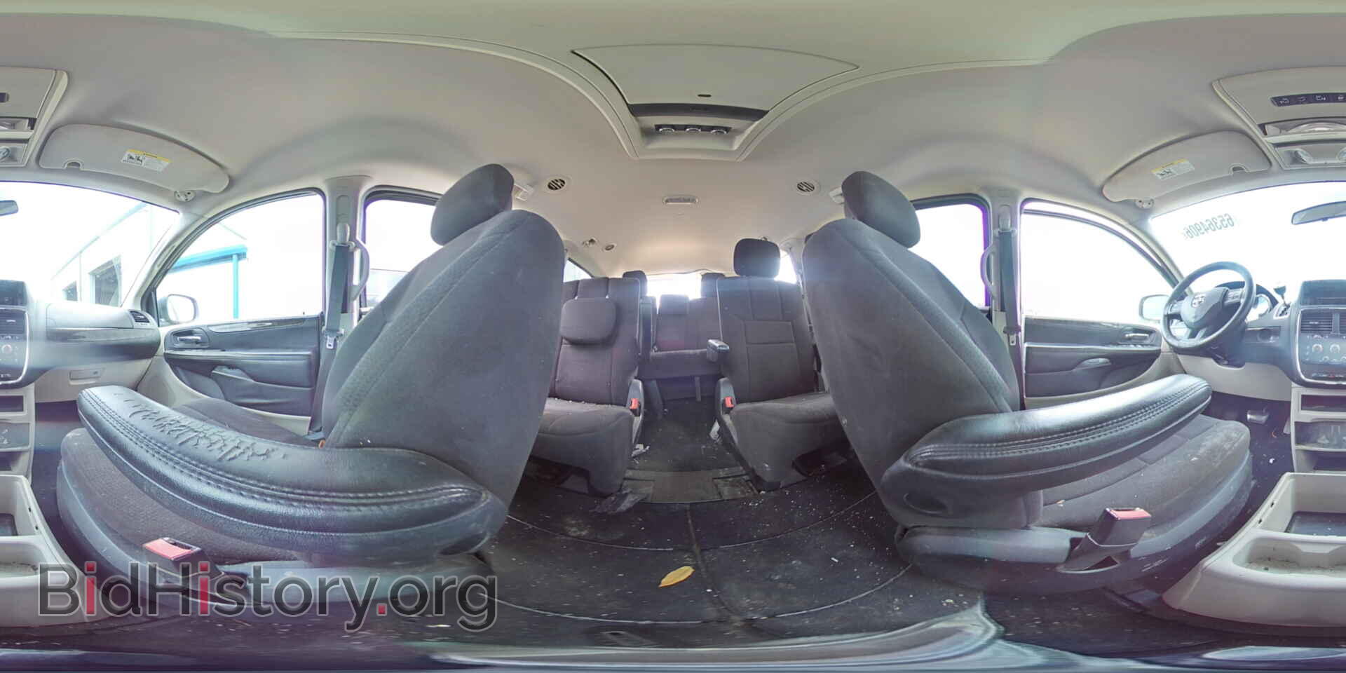 2011 DODGE CARAVAN - VIN: 2D4RN3DG7BR636654 - Photo 15