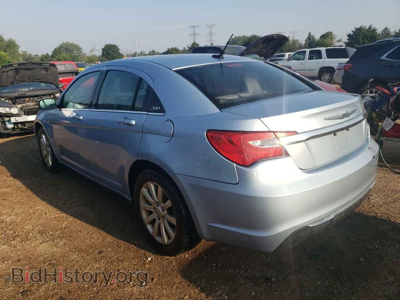 2012 CHRYSLER 200 - VIN: 1C3CCBBB6CN241703 - Фото 2