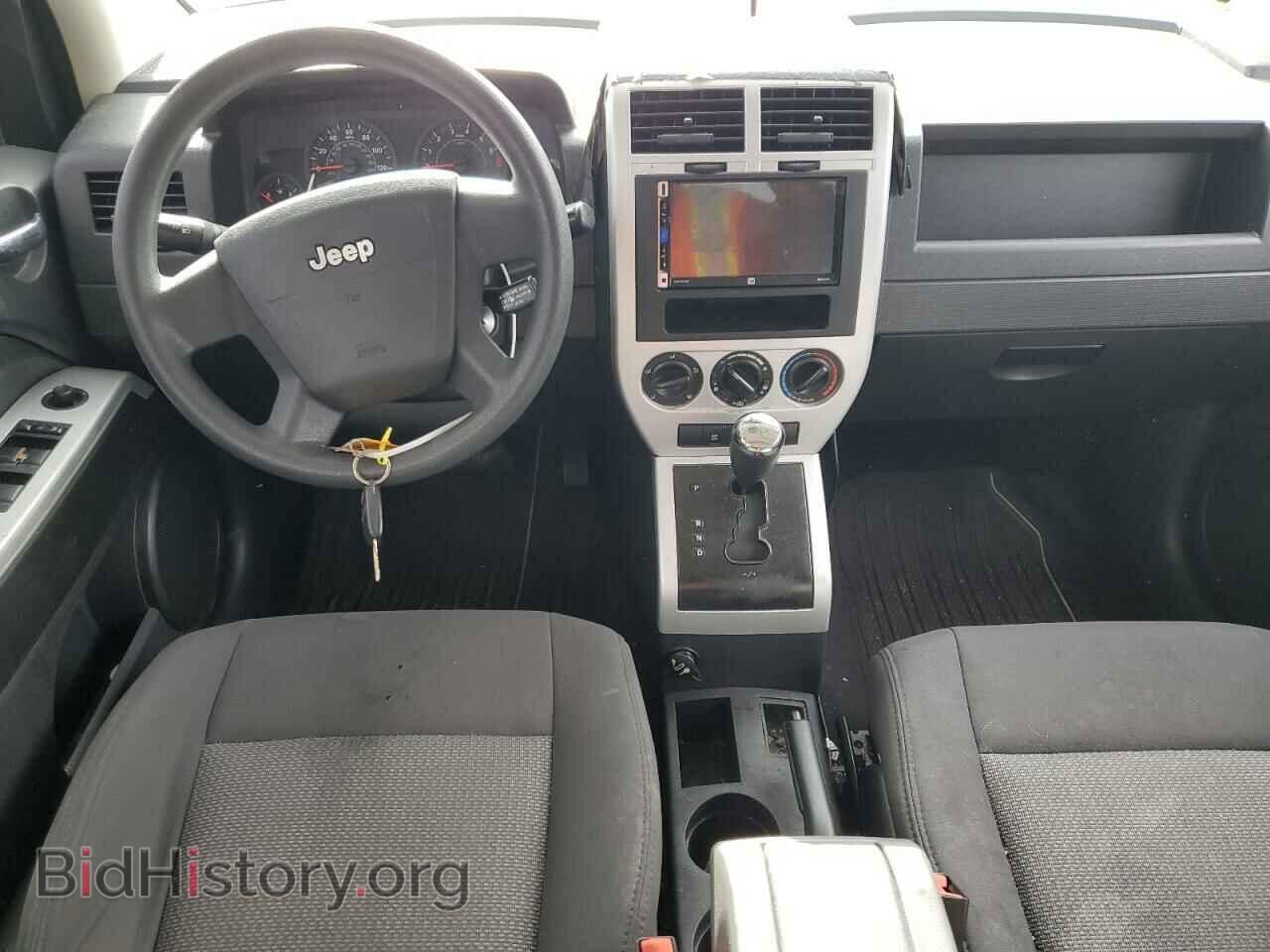 2008 JEEP COMPASS - VIN: 1J8FT47W38D775747 - Фото 8