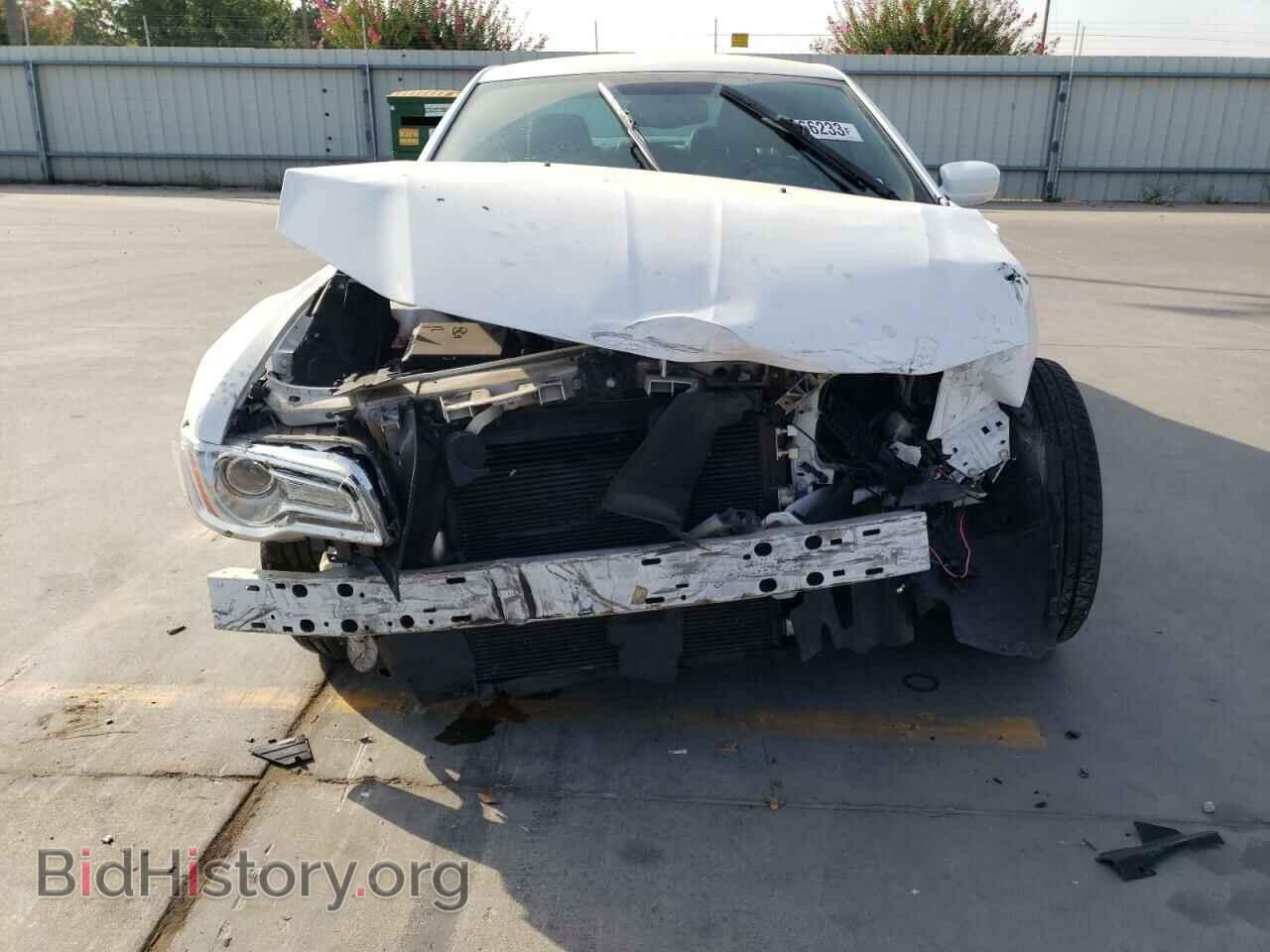 2013 CHRYSLER 300 - VIN: 2C3CCAAG2DH532930 - Фото 5