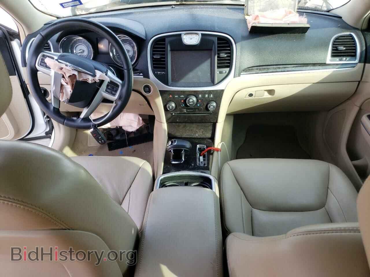 2013 CHRYSLER 300 - VIN: 2C3CCAAG2DH532930 - Фото 8
