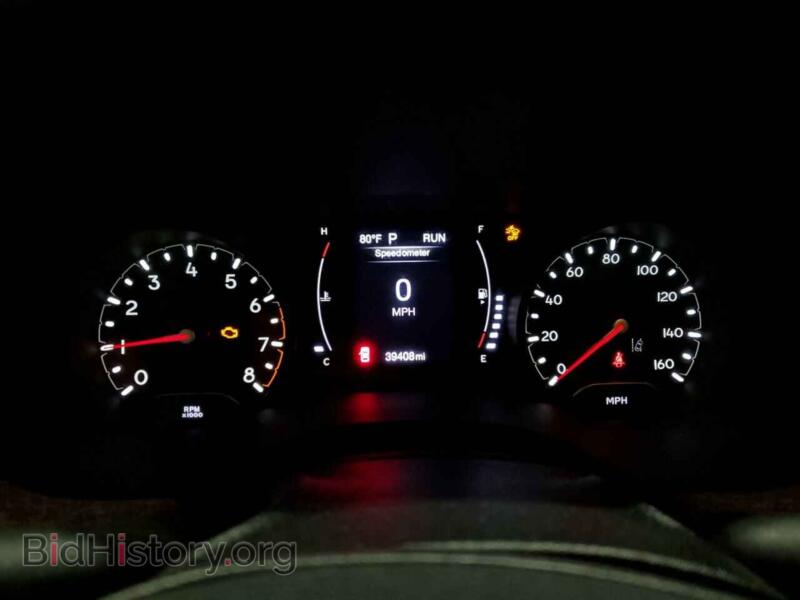 2022 Jeep COMPASS (VIN 3C4NJDBB3NT164538) — photo 9 of 13
