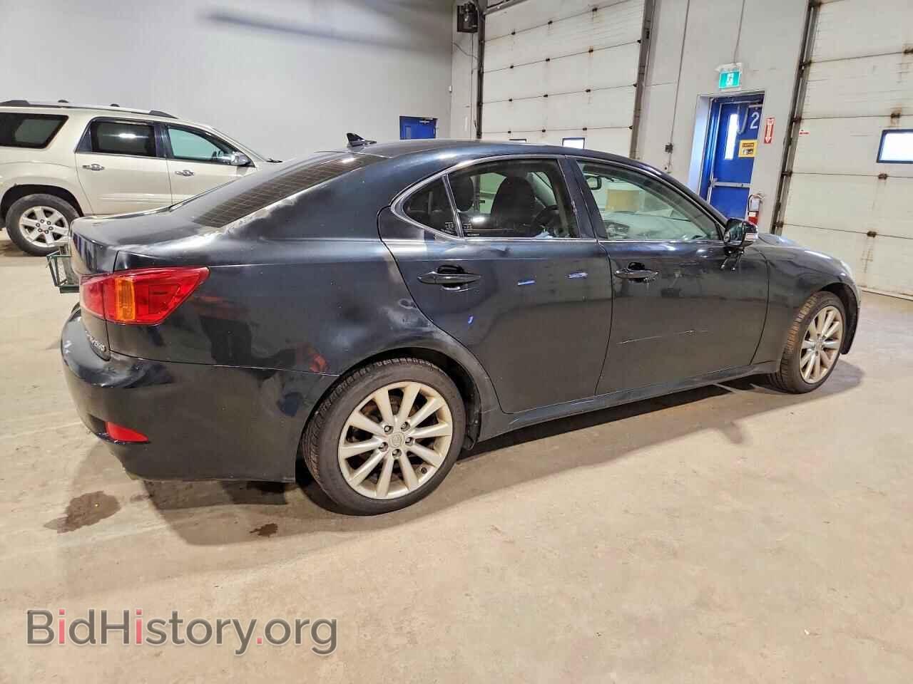 2010 LEXUS IS - VIN: JTHCF5C25A2034090 - Photo 3