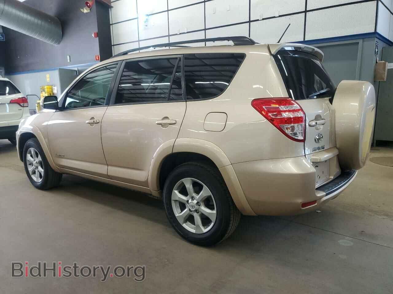2011 TOYOTA RAV4 - VIN: 2T3DF4DV8BW089652 - Фото 2