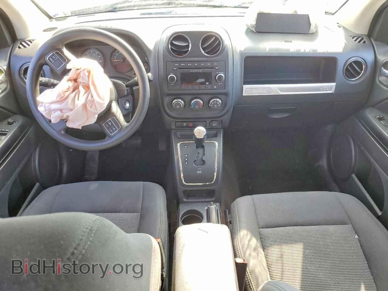 2015 JEEP COMPASS - VIN: 1C4NJDBB7FD366094 - Photo 8