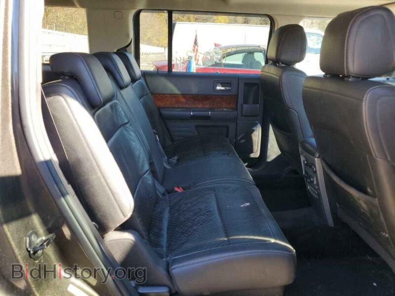 2011 Ford FLEX (VIN 2FMHK6DT7BBD10115) — photo 6 of 10