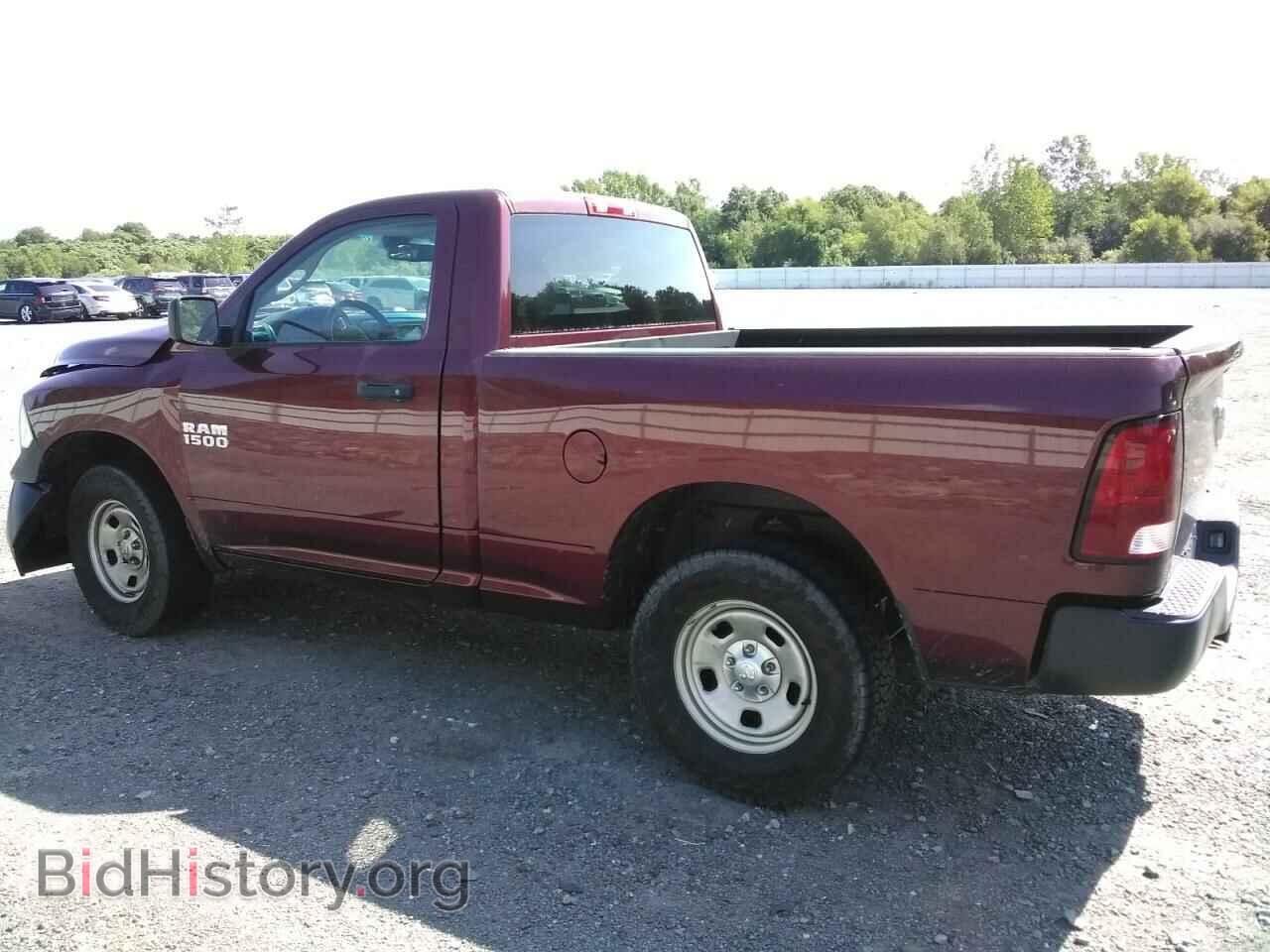2018 RAM 1500 - VIN: 3C6JR7AG8JG167886 - Фото 2