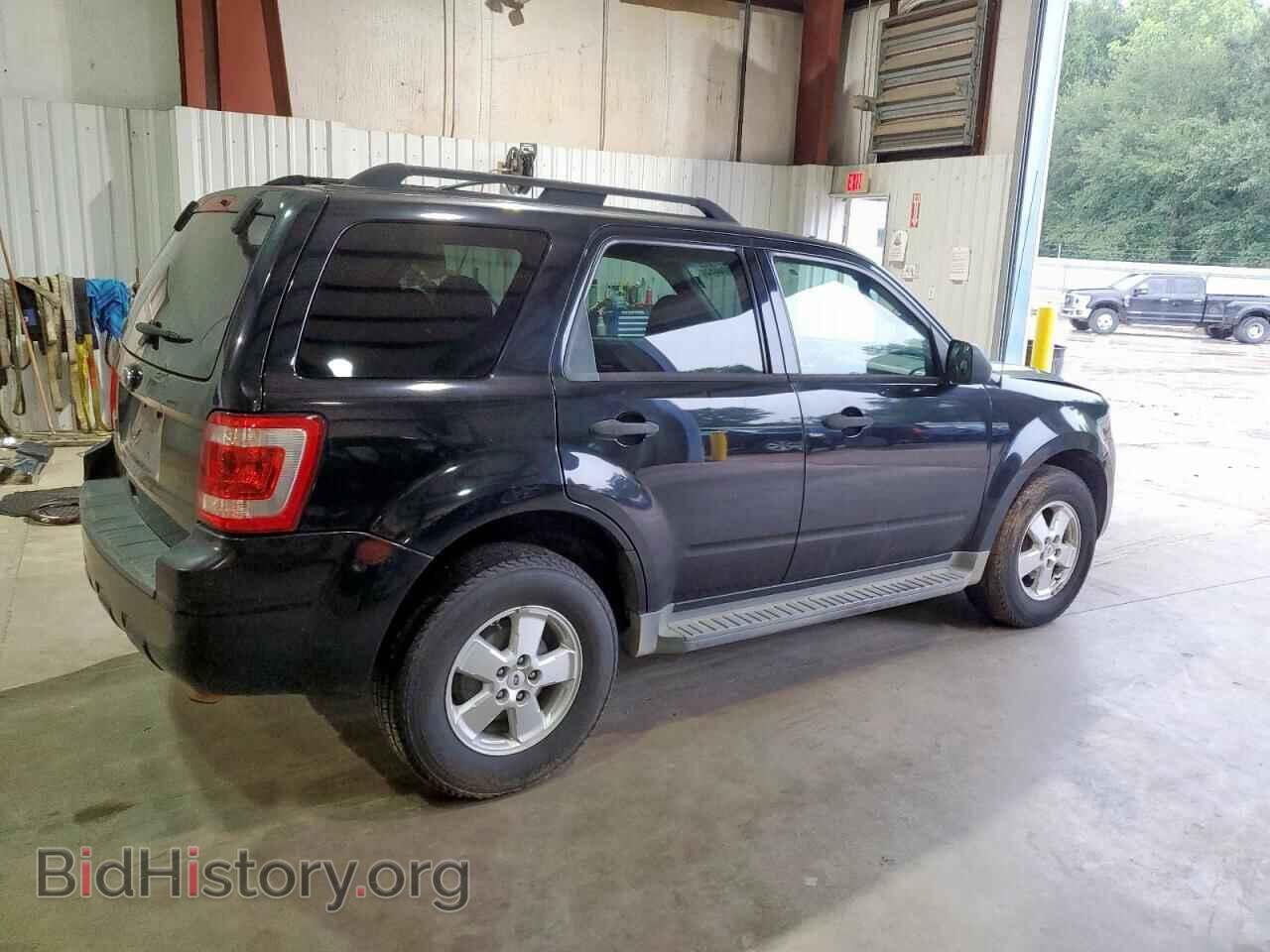 2010 FORD ESCAPE - VIN: 1FMCU0D72AKD26621 - Фото 3