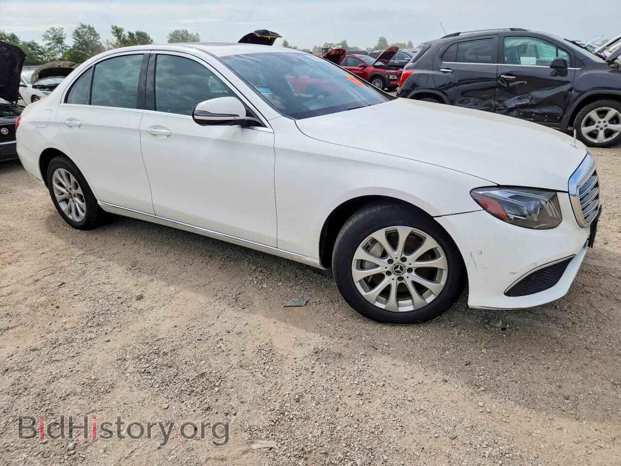2017 MERCEDES-BENZ E-CLASS - VIN: WDDZF4KB8HA150364 - Фото 4