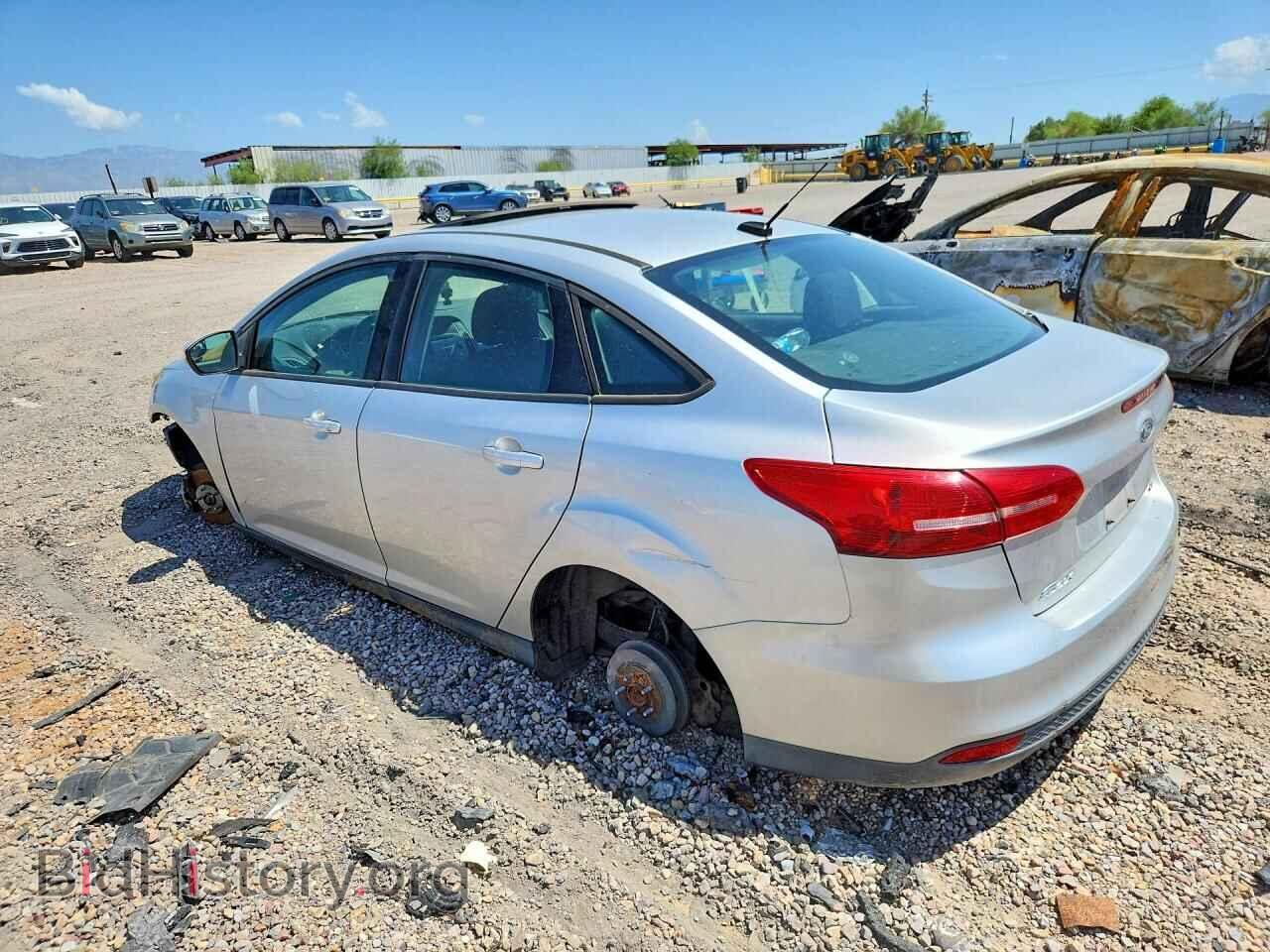 2016 FORD FOCUS - VIN: 1FADP3F26GL235220 - Photo 2