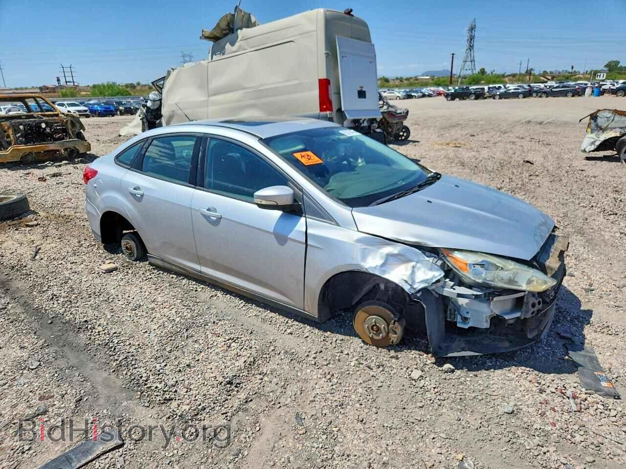 2016 FORD FOCUS - VIN: 1FADP3F26GL235220 - Photo 4