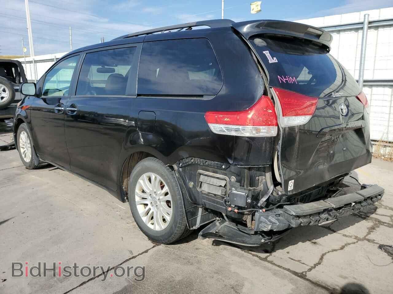 2013 TOYOTA All Models - VIN: 5TDYK3DC8DS318986 - Фото 2