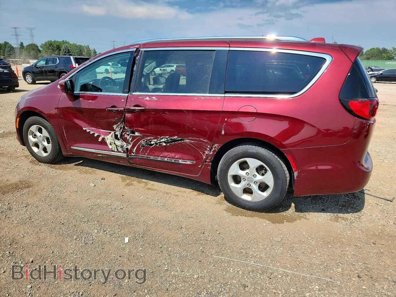 2017 CHRYSLER PACIFICA - VIN: 2C4RC1EG0HR764426 - Photo 2