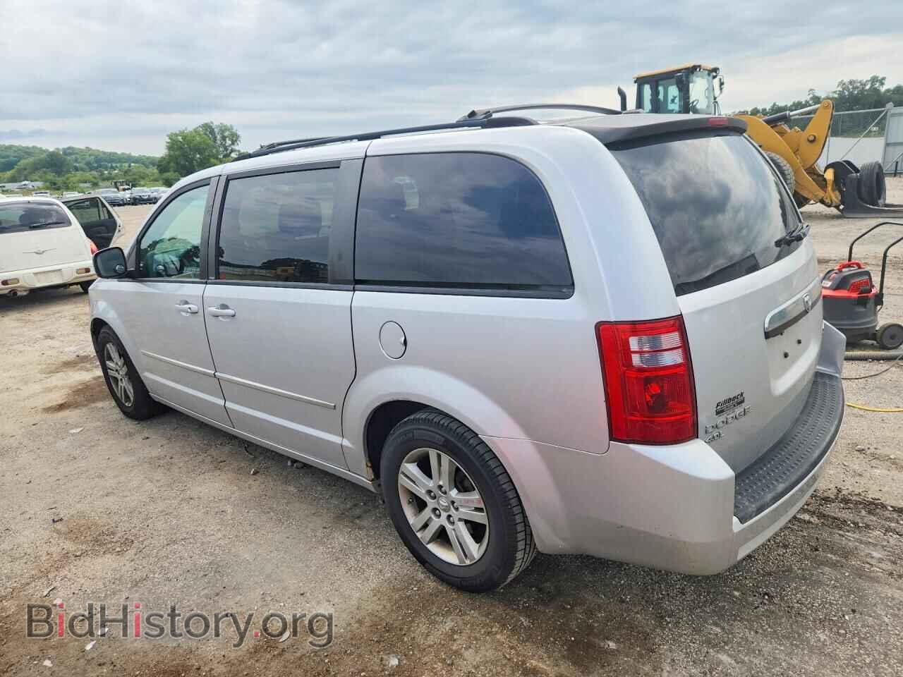 2010 DODGE CARAVAN - VIN: 2D4RN6DX1AR364845 - Photo 2