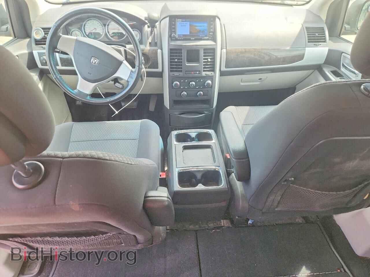 2010 DODGE CARAVAN - VIN: 2D4RN6DX1AR364845 - Photo 8