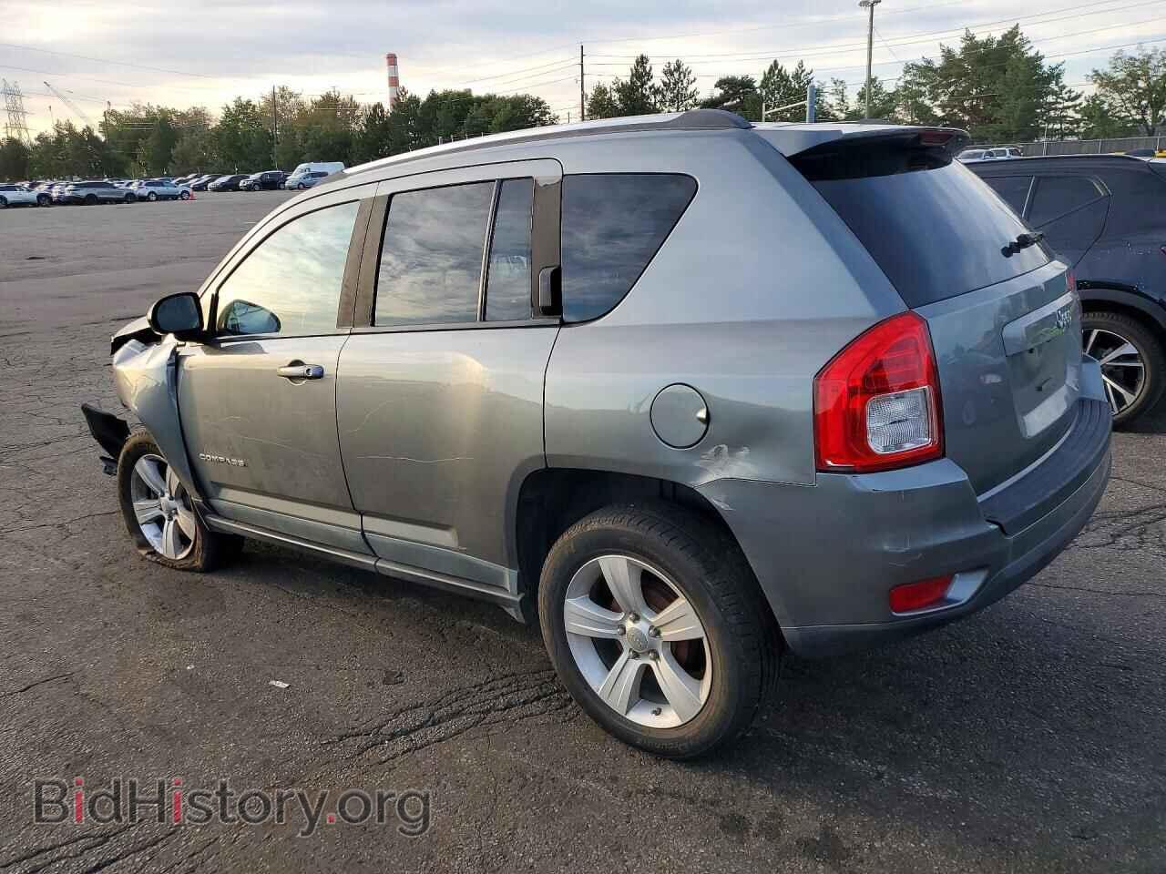2011 JEEP COMPASS - VIN: 1J4NT1FB2BD260711 - Photo 2