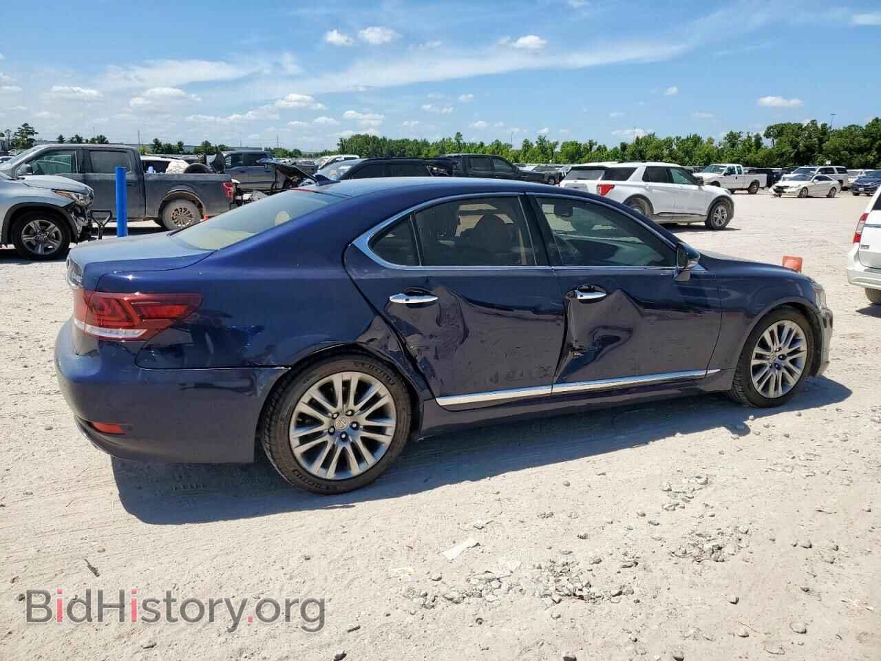 2013 LEXUS LS460 - VIN: JTHBL5EF7D5122601 - Photo 3