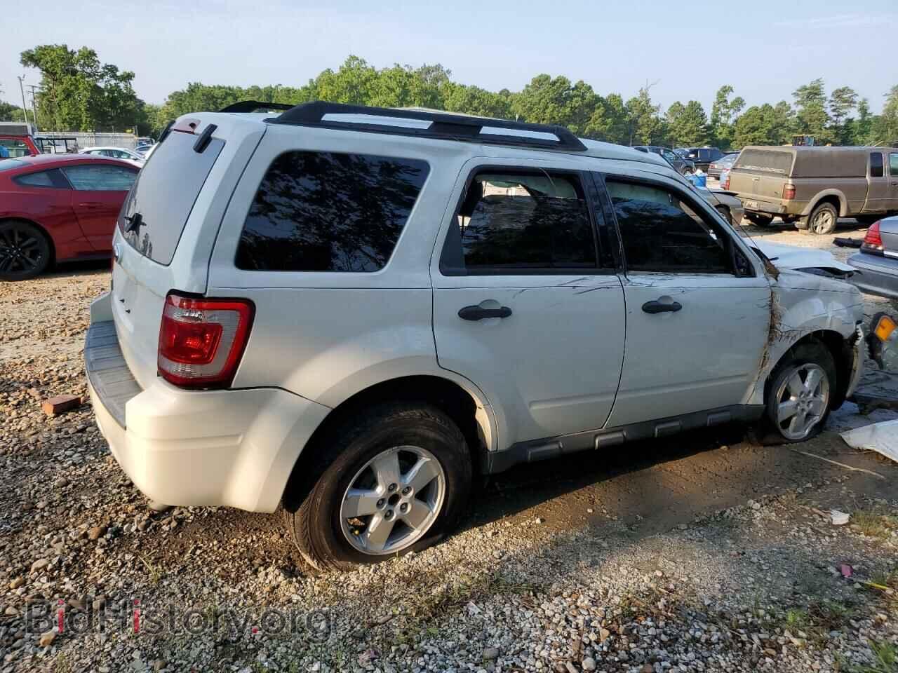 2010 FORD ESCAPE - VIN: 1FMCU0D79AKB90570 - Фото 3