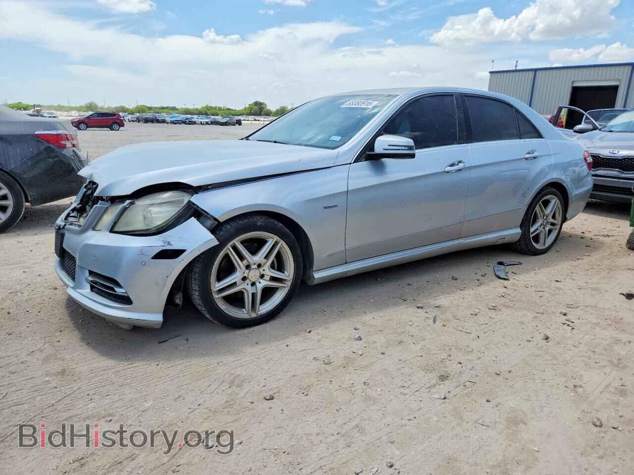 Photo WDDHF5KBXCA645708 - MERCEDES-BENZ E-CLASS 2012
