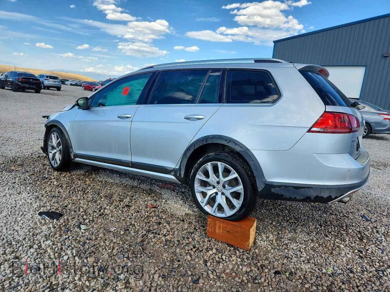 2017 VOLKSWAGEN GOLF - VIN: 3VWH17AUXHM540097 - Фото 2