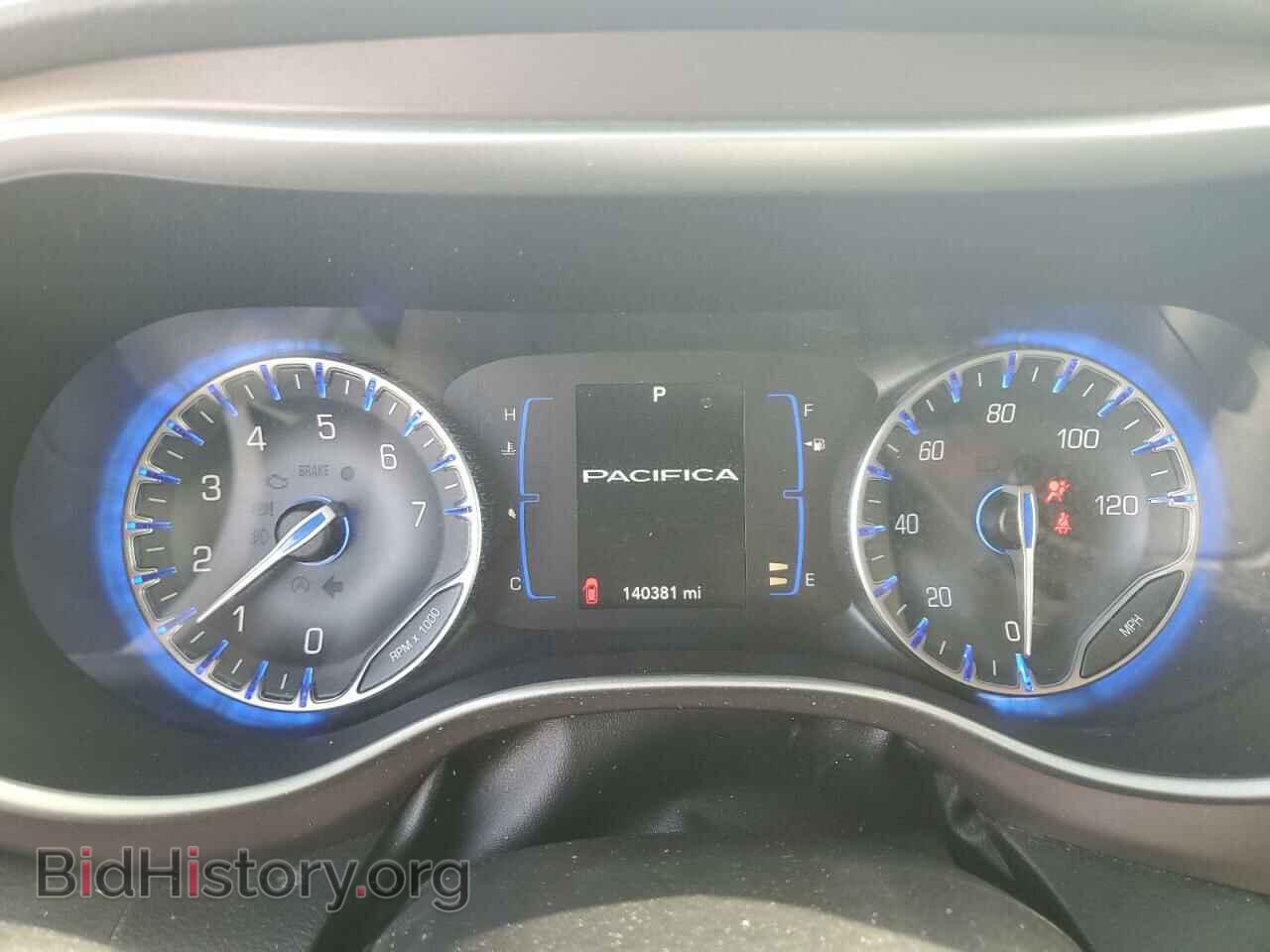 2019 CHRYSLER PACIFICA - VIN: 2C4RC1FG0KR576978 - Фото 9
