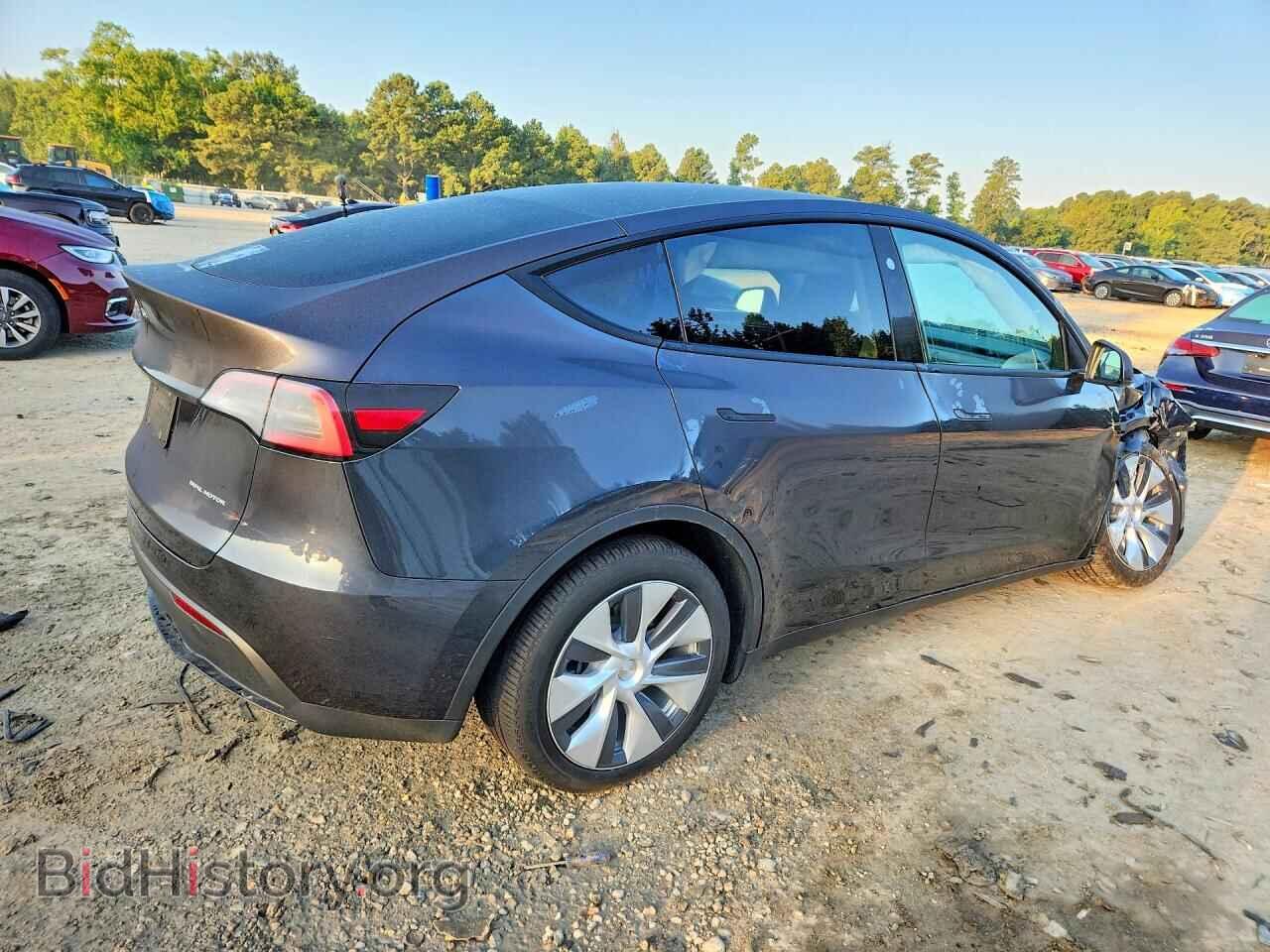 2024 TESLA MODEL Y - VIN: 7SAYGDEE6RA263117 - Фото 3
