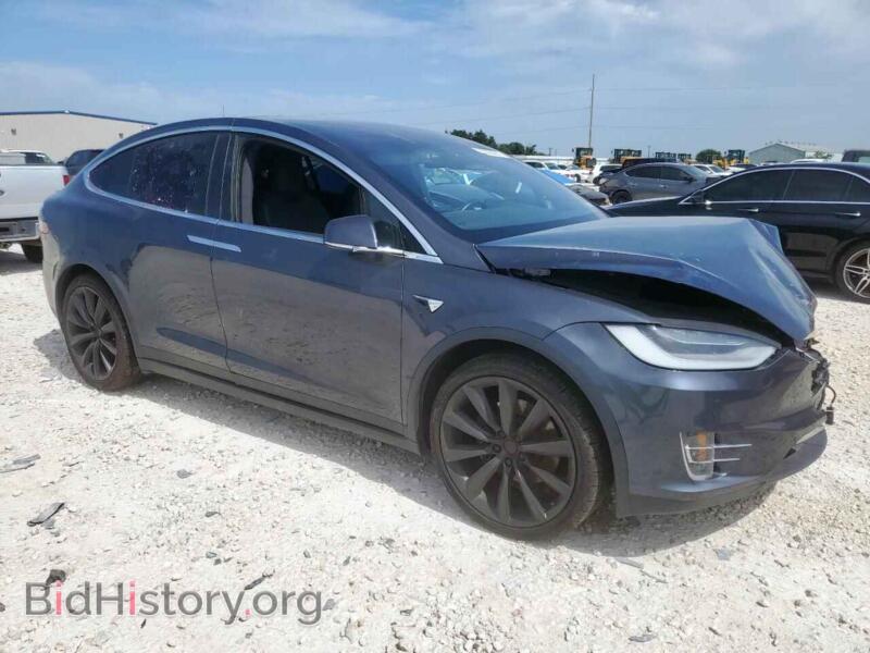 2020 Tesla MODEL X (VIN 5YJXCBE25LF305236) — photo 4 of 12