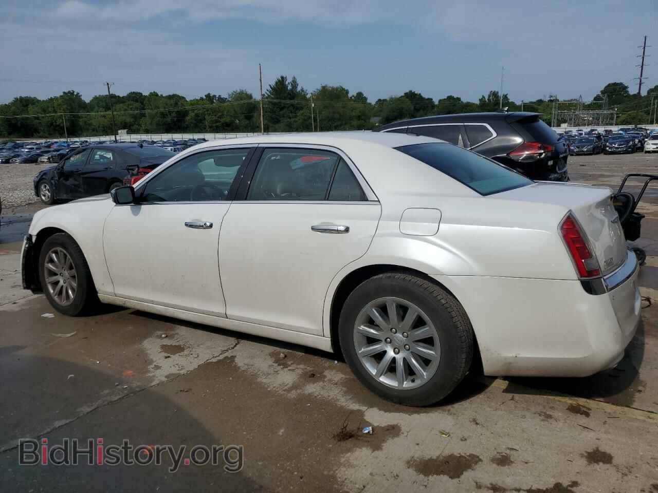 2012 CHRYSLER 300 - VIN: 2C3CCACG4CH216764 - Фото 2