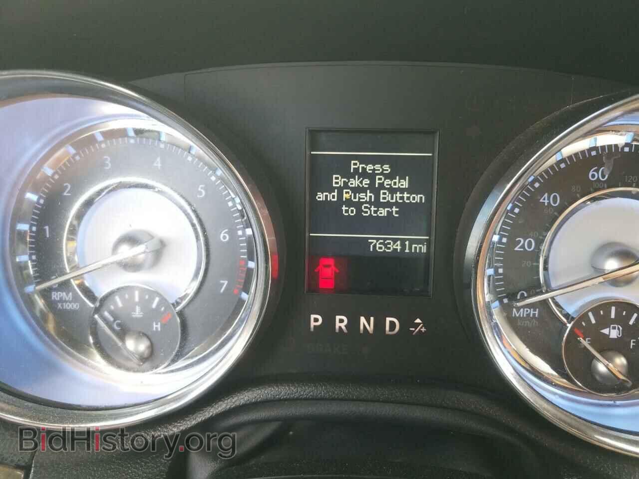 2011 CHRYSLER 300 - VIN: 2C3CA5CG3BH537822 - Фото 8