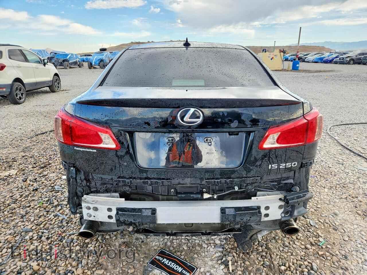 2012 Lexus IS (VIN JTHBF5C20C2101922) — photo 6 of 13