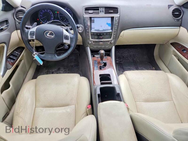 2012 Lexus IS (VIN JTHBF5C20C2101922) — photo 8 of 13
