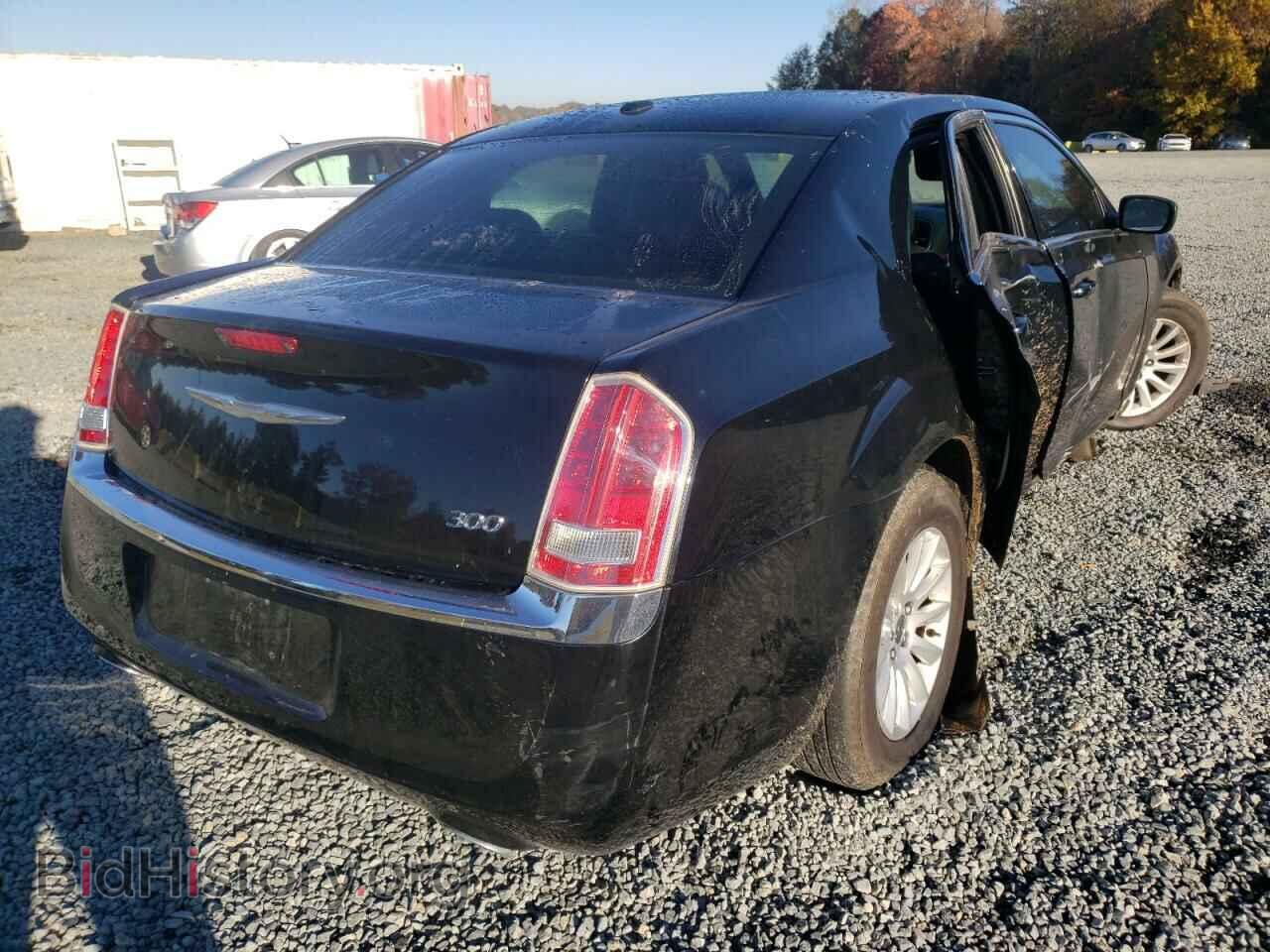 2013 CHRYSLER 300 - VIN: 2C3CCAAG2DH589399 - Фото 4