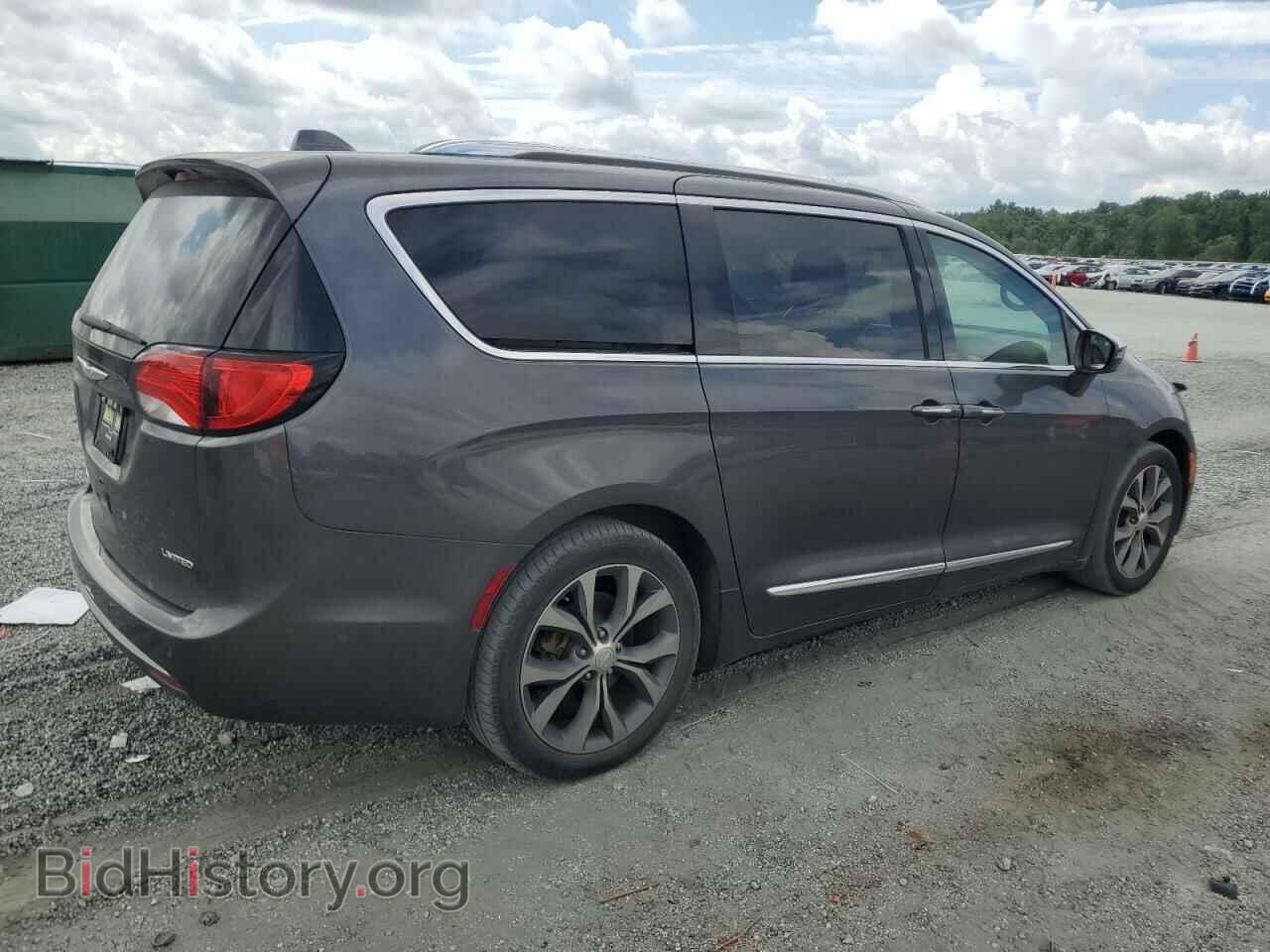 2017 CHRYSLER PACIFICA - VIN: 2C4RC1GG2HR748046 - Photo 3
