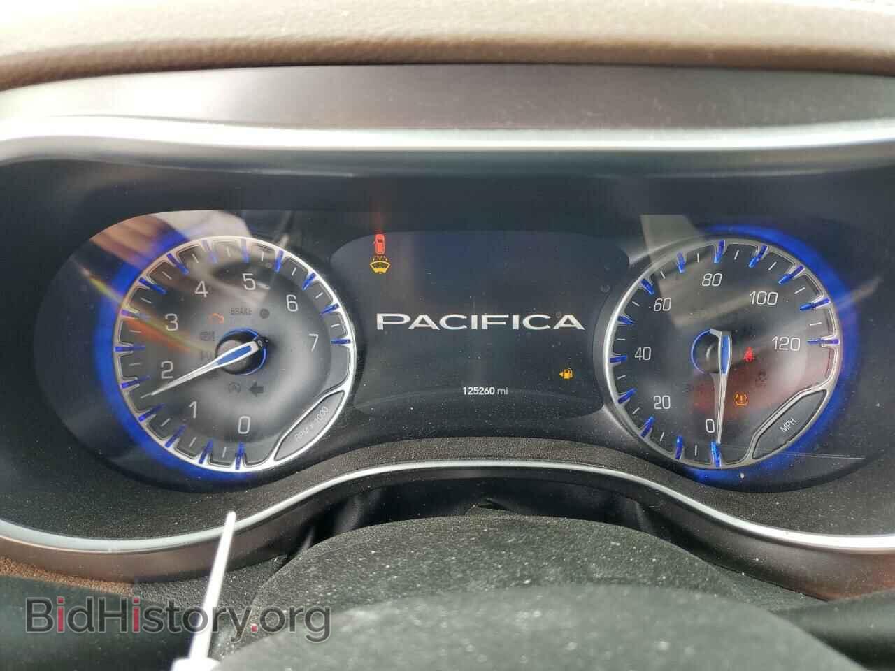 2017 CHRYSLER PACIFICA - VIN: 2C4RC1GG2HR748046 - Photo 9