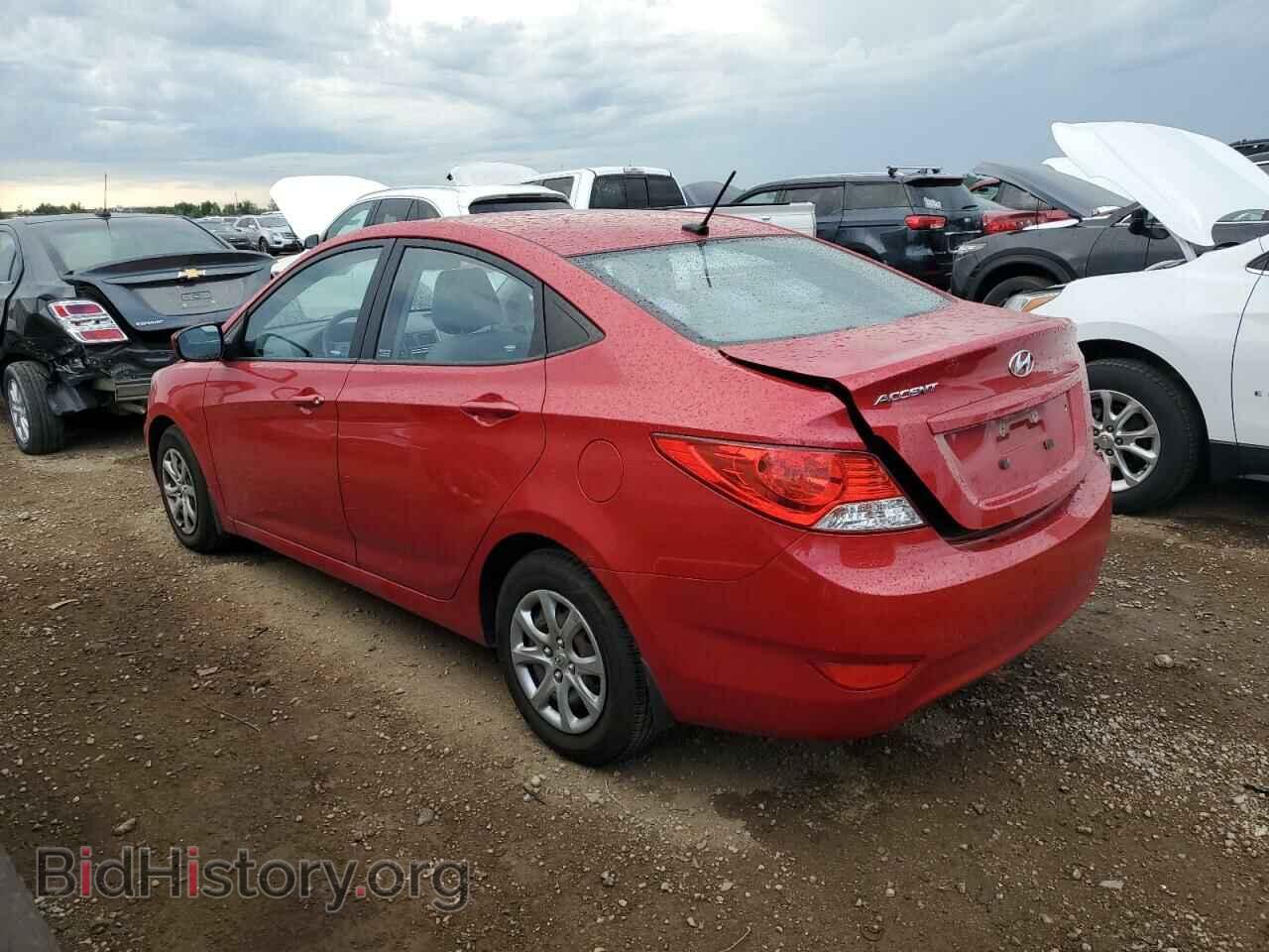 2013 HYUNDAI ACCENT - VIN: KMHCT4AE6DU413055 - Фото 2
