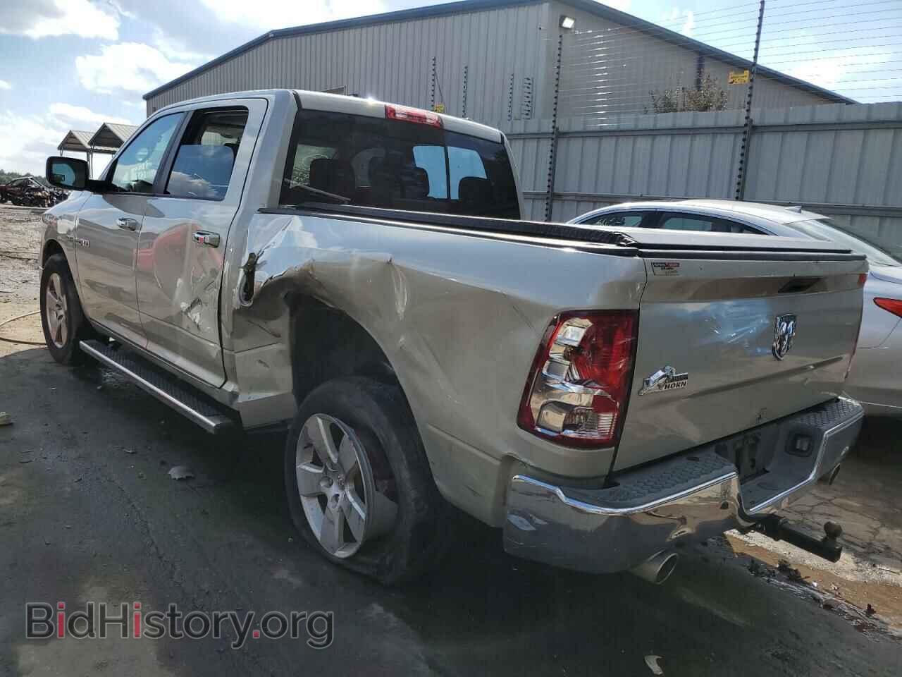 2010 DODGE RAM 1500 - VIN: 1D7RB1CT8AS190106 - Фото 3