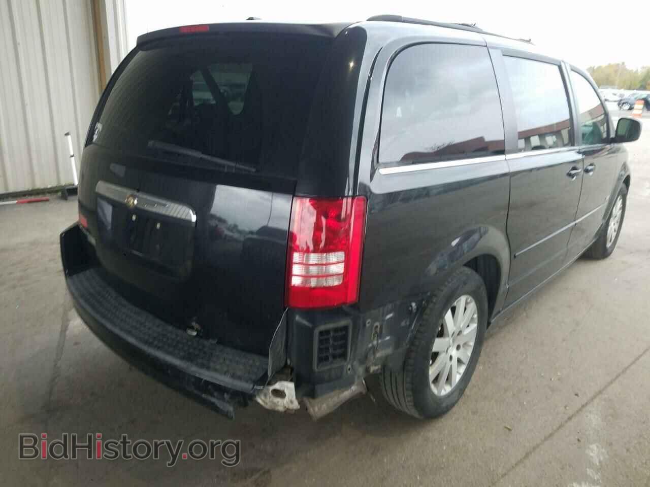 2008 CHRYSLER MINIVAN - VIN: 2A8HR54P48R839107 - Фото 4