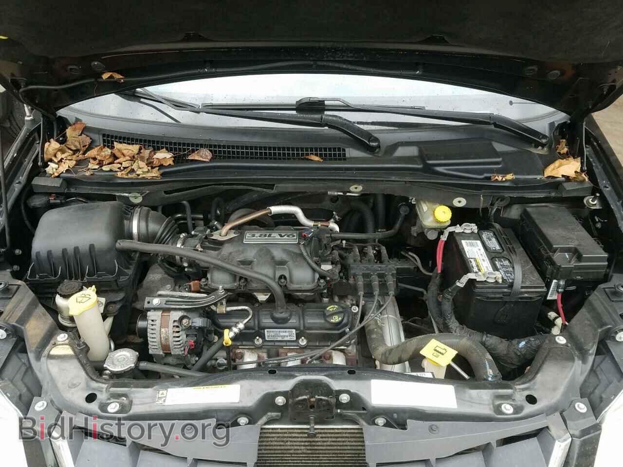 2008 CHRYSLER MINIVAN - VIN: 2A8HR54P48R839107 - Фото 7