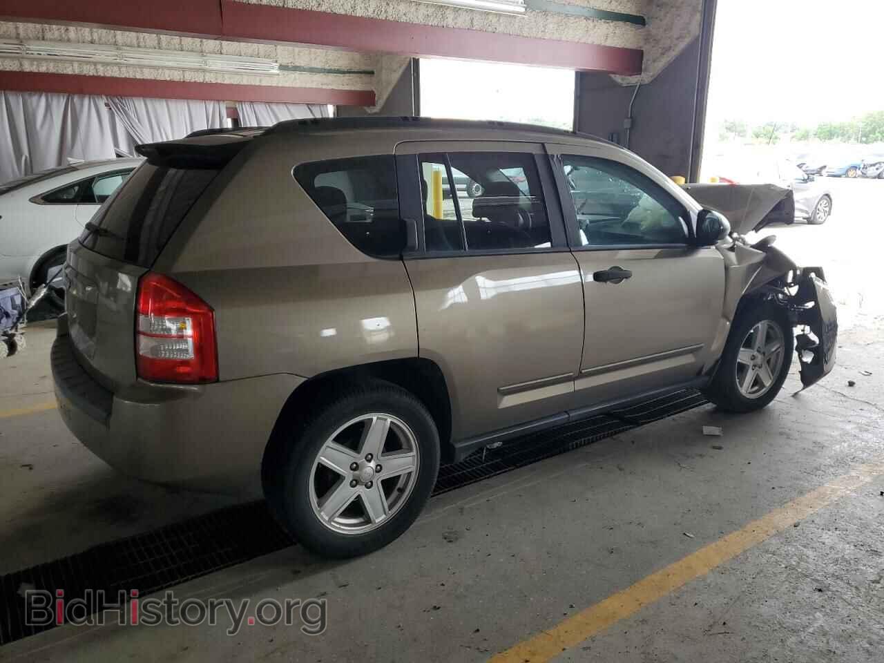 2008 JEEP COMPASS - VIN: 1J8FT47WX8D694003 - Фото 3