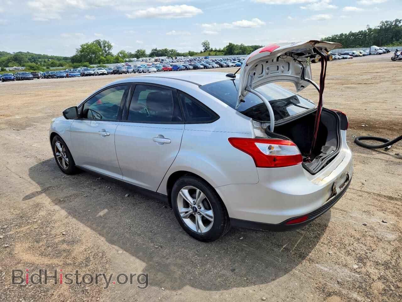 2013 FORD FOCUS - VIN: 1FADP3F22DL352109 - Фото 2