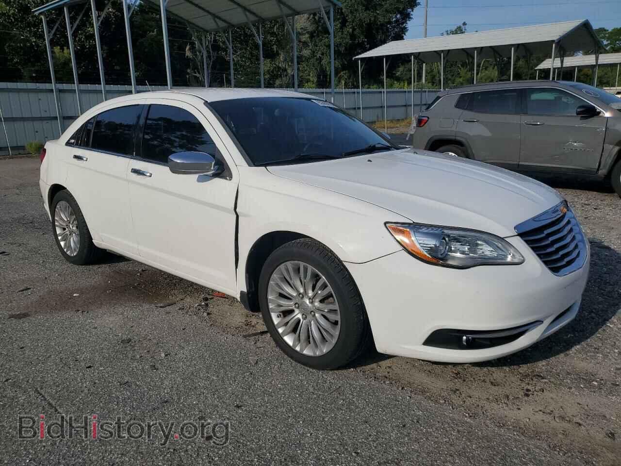 2011 CHRYSLER 200 - VIN: 1C3BC2FB6BN548261 - Photo 4