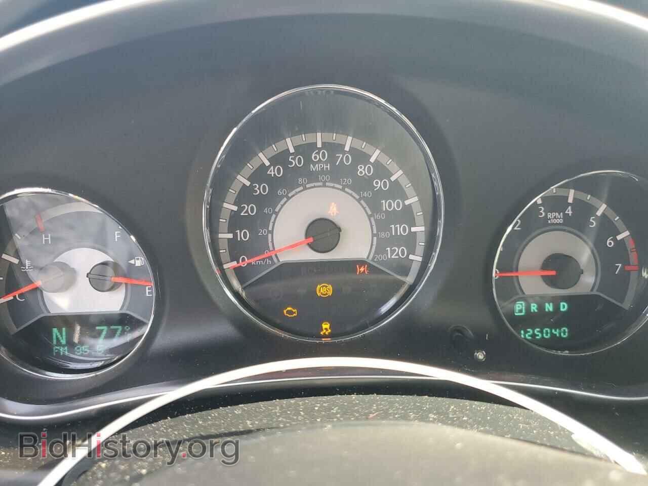 2011 CHRYSLER 200 - VIN: 1C3BC2FB6BN548261 - Photo 9