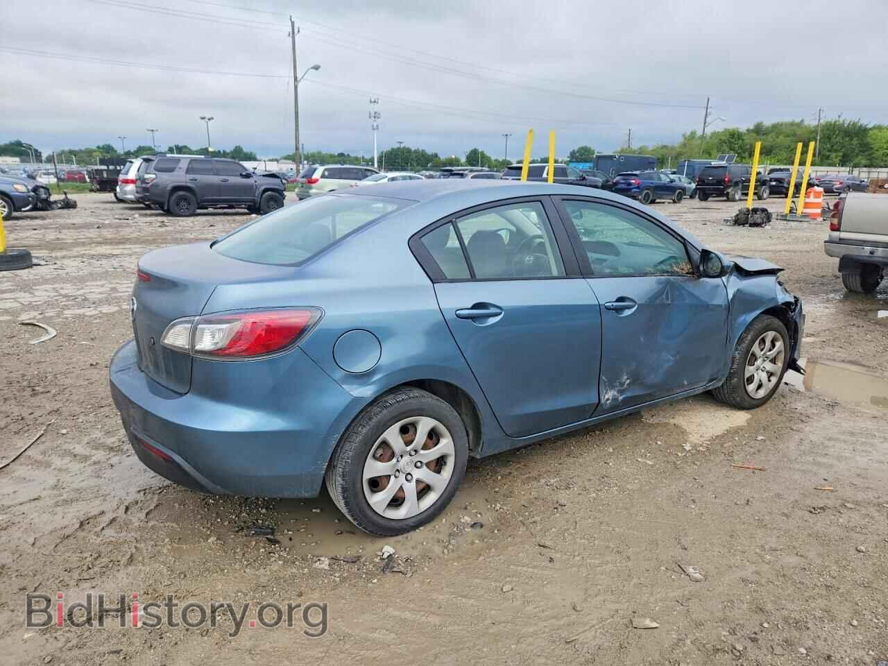 2011 MAZDA 3 - VIN: JM1BL1UF8B1431977 - Photo 3