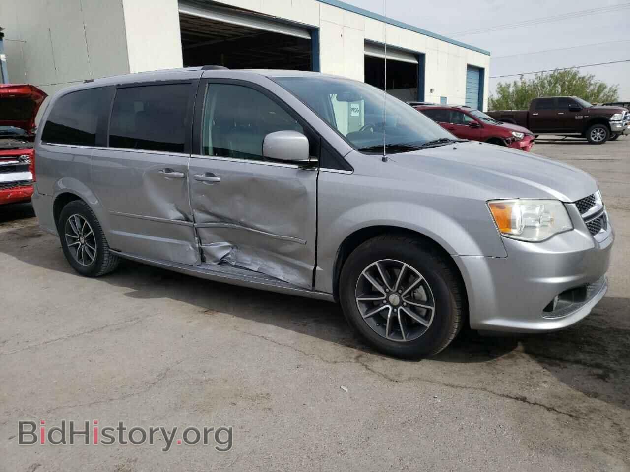 2017 DODGE CARAVAN - VIN: 2C4RDGCG2HR600095 - Photo 4