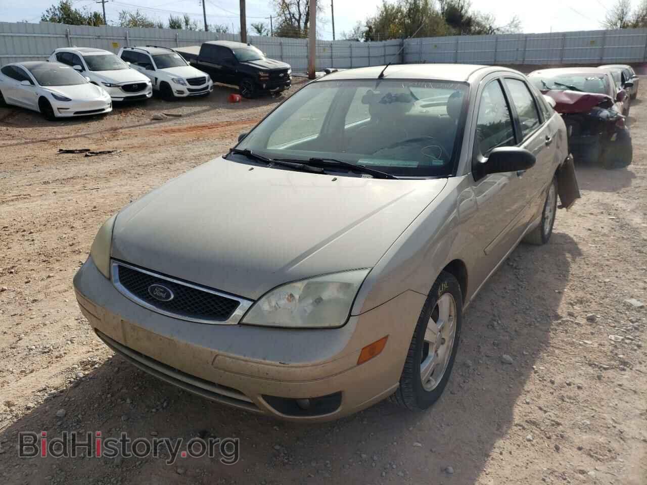 2007 FORD FOCUS - VIN: 1FAFP34N67W287080 - Фото 2
