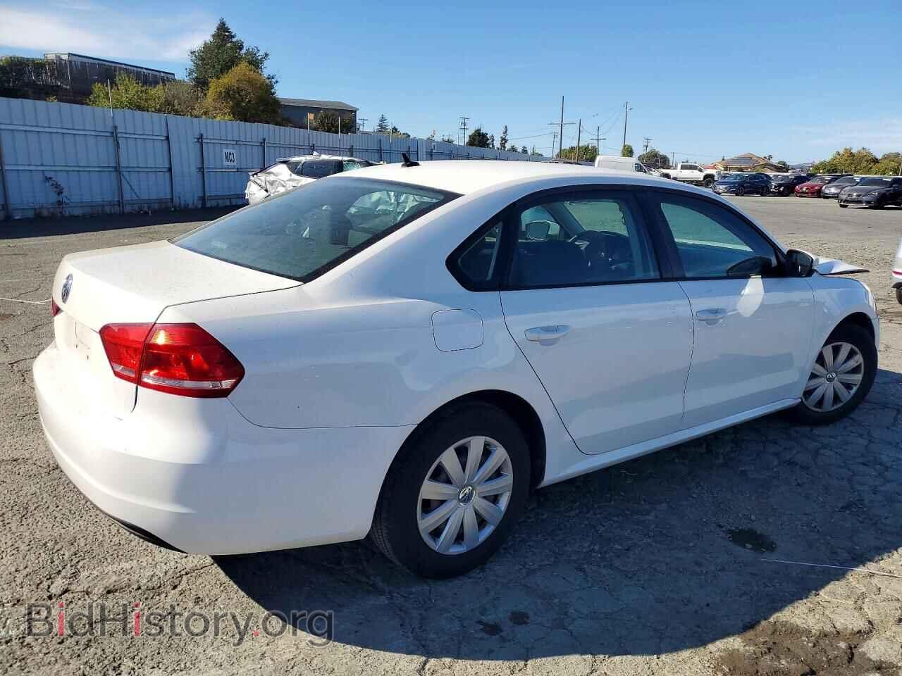2013 VOLKSWAGEN PASSAT - VIN: 1VWAP7A36DC124230 - Photo 3