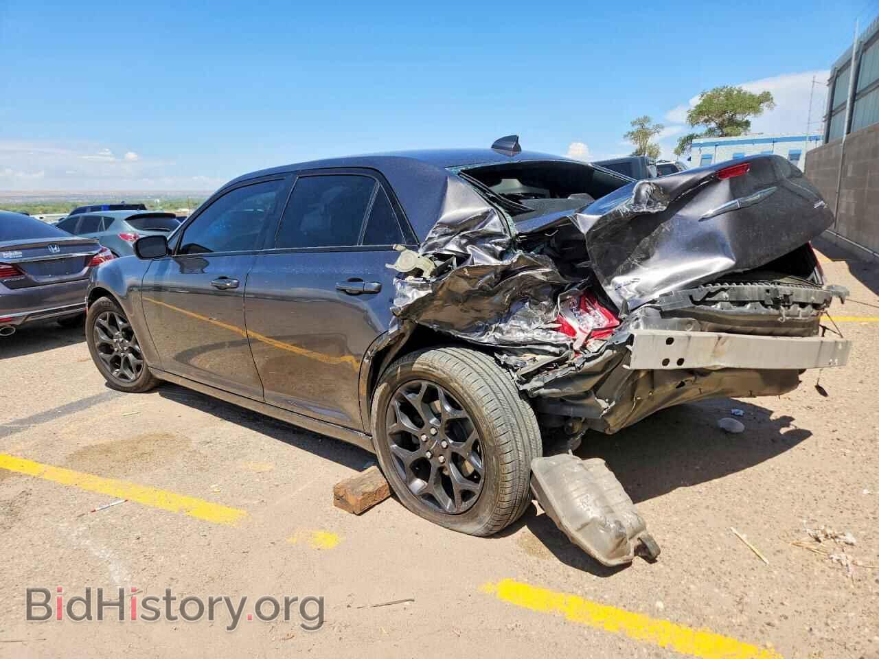 2020 CHRYSLER 300 - VIN: 2C3CCAGG8LH154733 - Фото 2