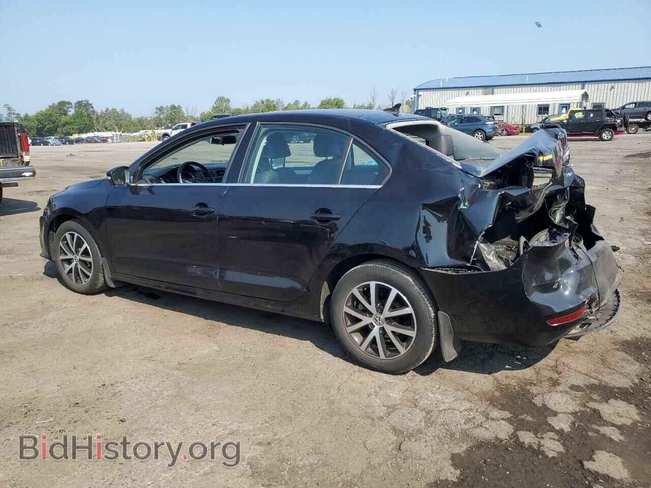 2017 VOLKSWAGEN JETTA - VIN: 3VWDB7AJ2HM237767 - Фото 2