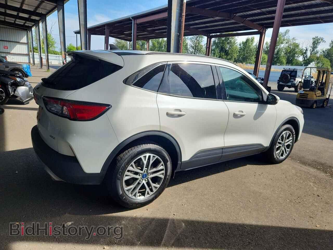 2021 FORD ESCAPE - VIN: 1FMCU9H67MUA51956 - Фото 3